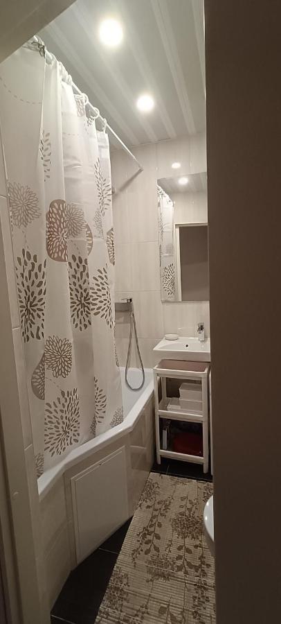 Narvacenter 2, Рядом С Границей Apartamento Exterior foto